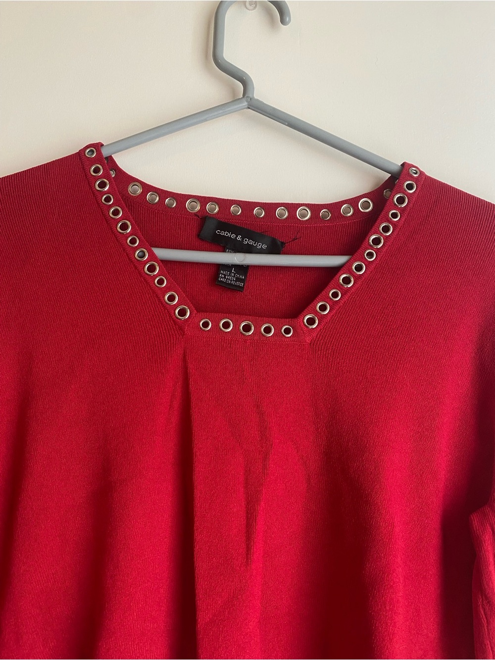 Women’s Vintage Y2K Red Ribbed 3/4 Sleeves Blouse with Silver Eyelets - Picture 2 of 4